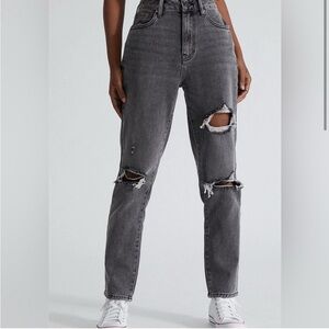 PacSun Black Slim Distressed Ripped Jeans Modern Style Size 26 Mom Jean NWT